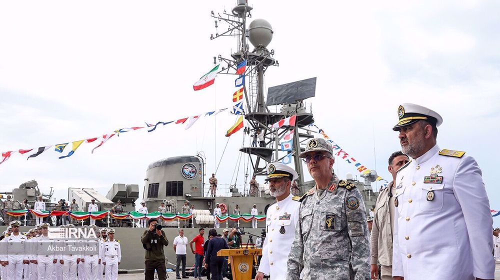 premier tour du monde de la marine iranienne cérémonie