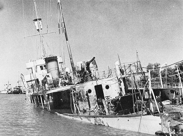 Seconde Guerre mondiale Iran marine Badr coulé