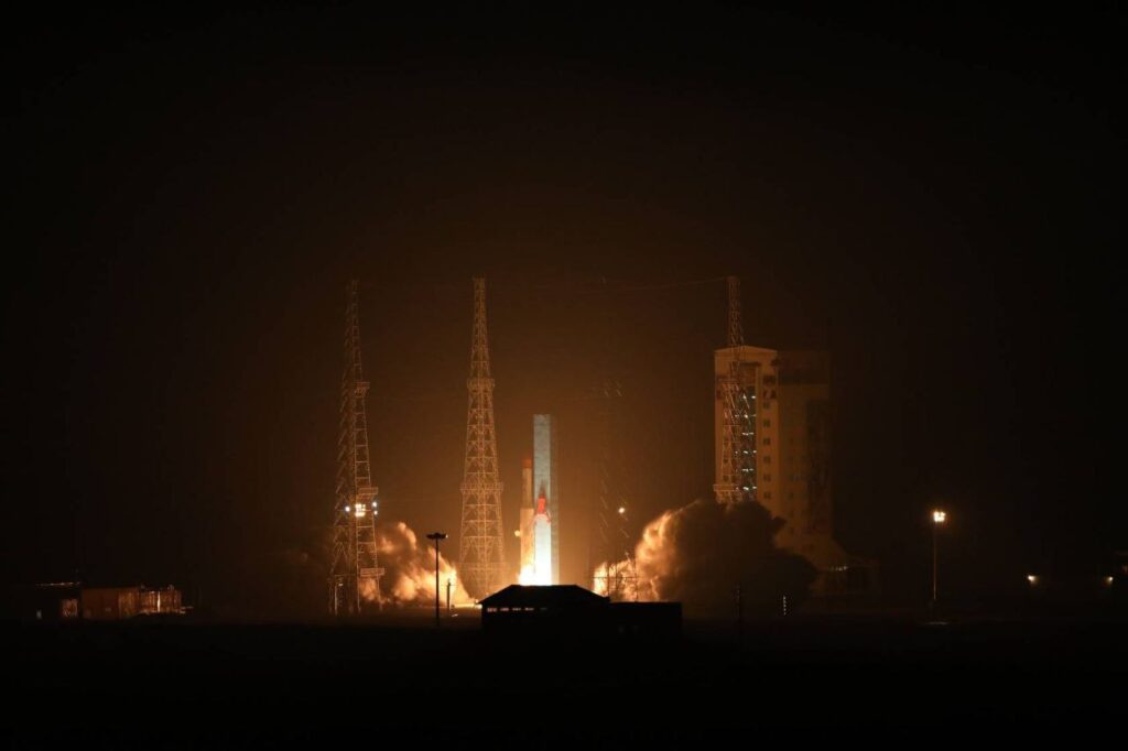 28 janvier 2024 lancement de trois satellites par l'Iran