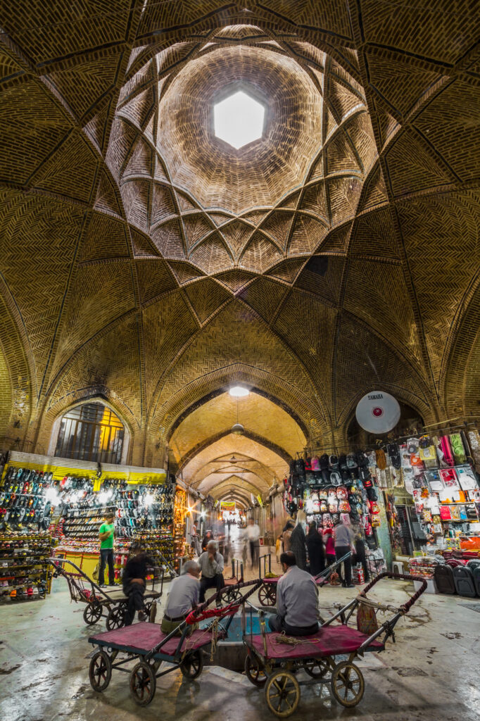 vieux bazar d'Arak passage de Mehr