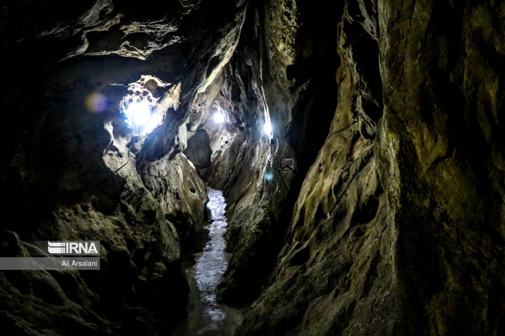 grotte de Saholan tourisme Iran